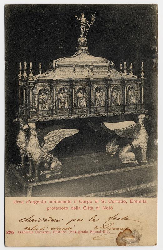 Fotografo non identificato, Noto - Urna d'argento contenente il corpo di S. Corrado, eremita protettore della città, 1905, FFC011515