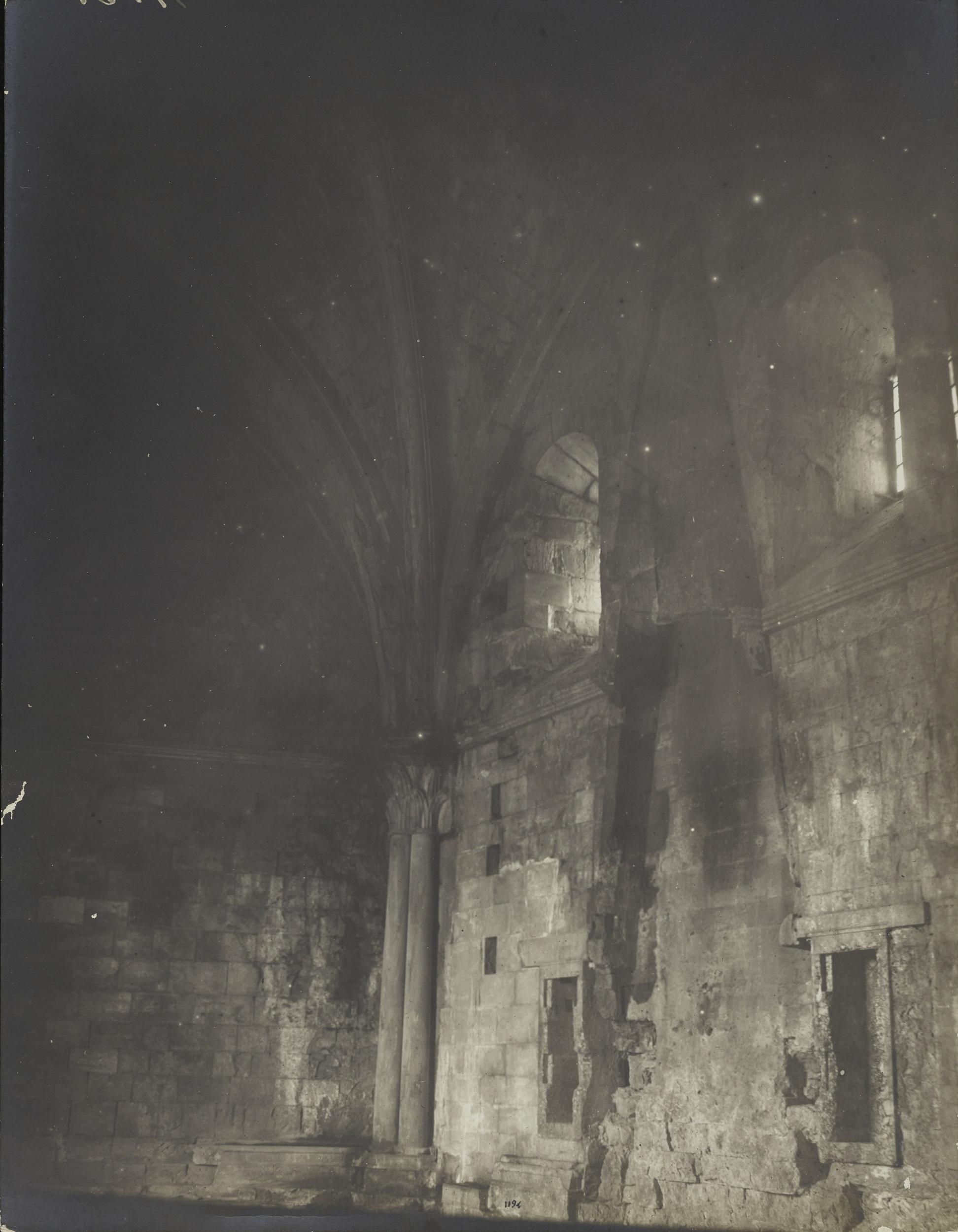 Fotografo non identificato, Andria - Castel del Monte - Camino, 1951-2000, gelatina ai sali d'argento/carta, MPI6016736