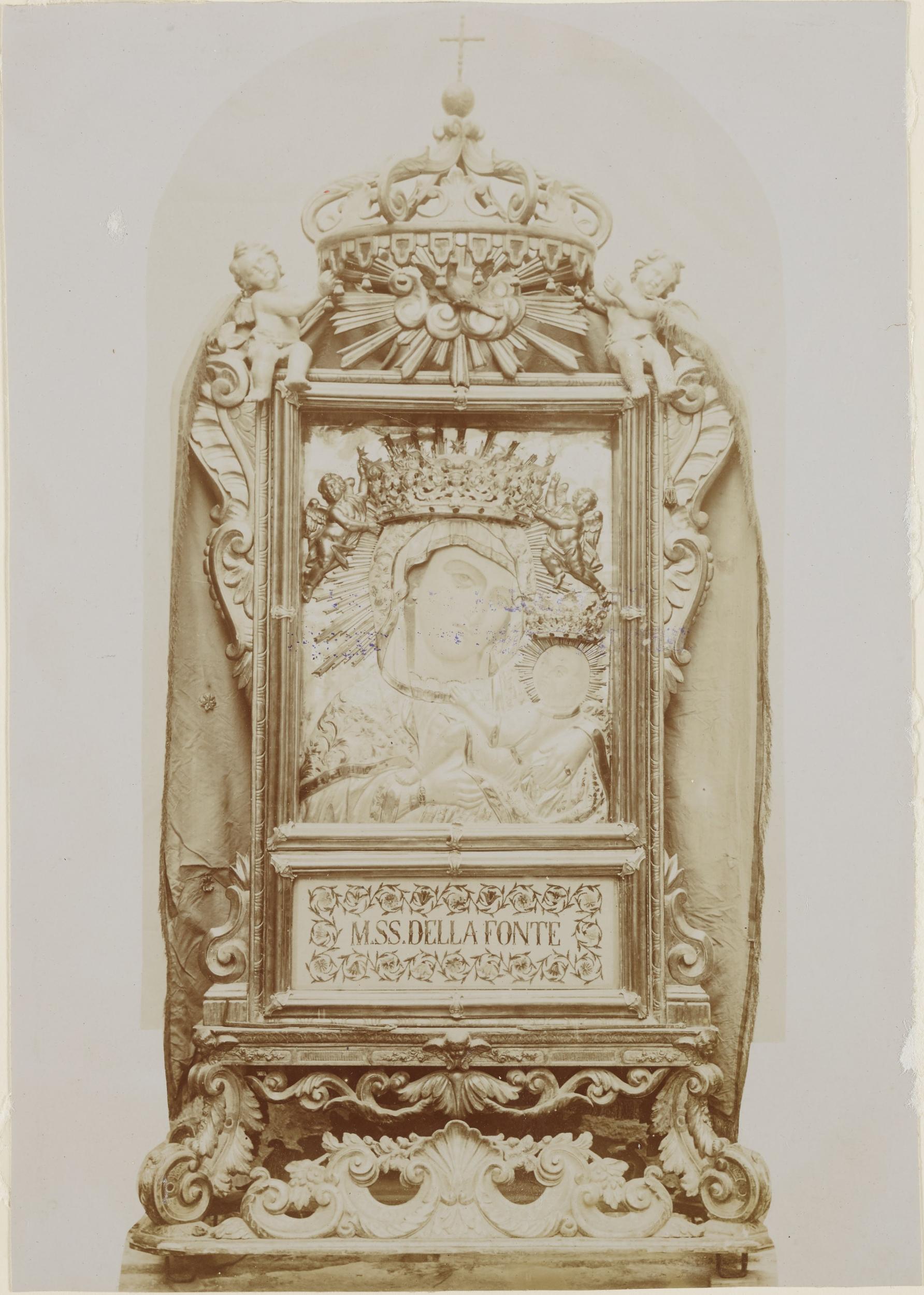 Fotografo non identificato, Canosa di Puglia - Chiesa di S. Sabino, Madonna della fonte, 1891-1910, aristotipo, MPI143590