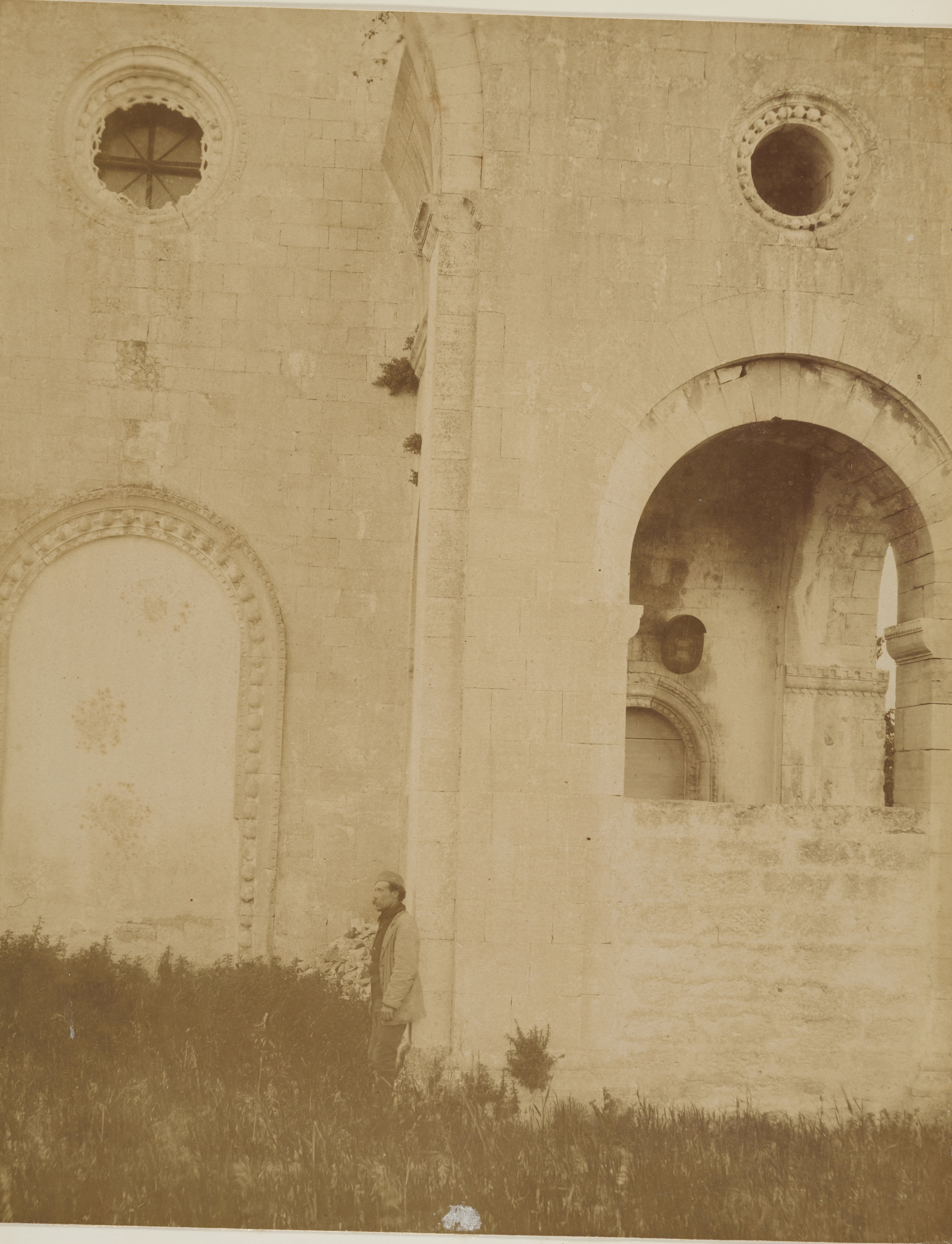 Fotografo non identificato, Valenzano - Chiesa di Ognissanti, esterno, 1876-1900,  albumina/carta, MPI6074749
