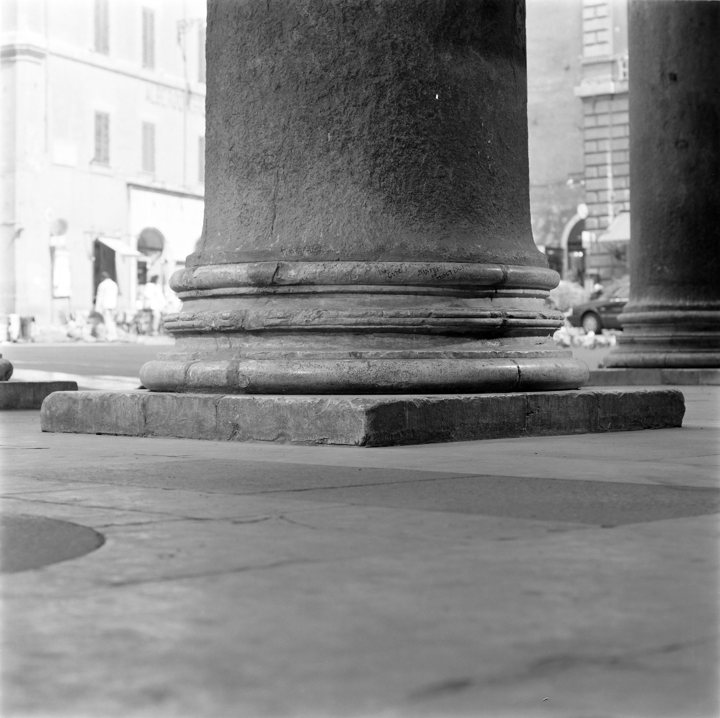 Fotografo non identificato, Pantheon,1951-2000, gelatina ai sali d'argento, 6x6 cm, N077966
