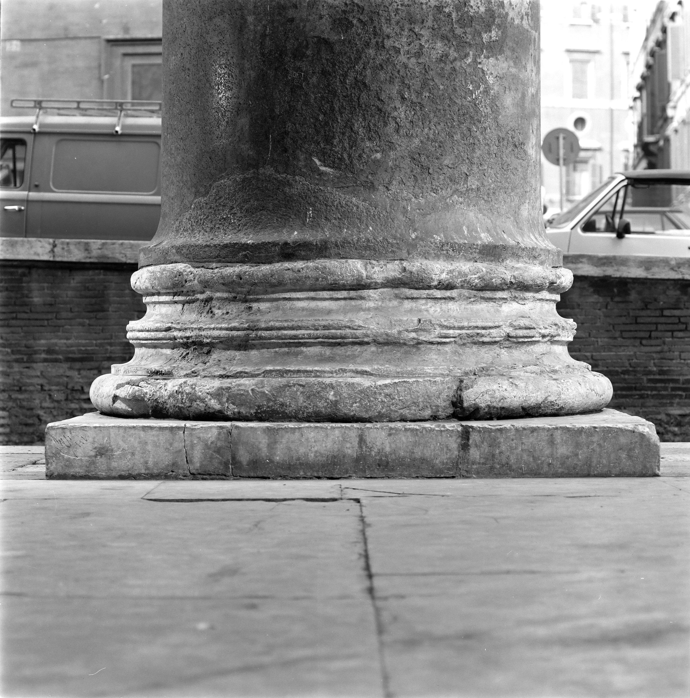 Fotografo non identificato, Pantheon,1951-2000, gelatina ai sali d'argento, 6x6 cm, N077969