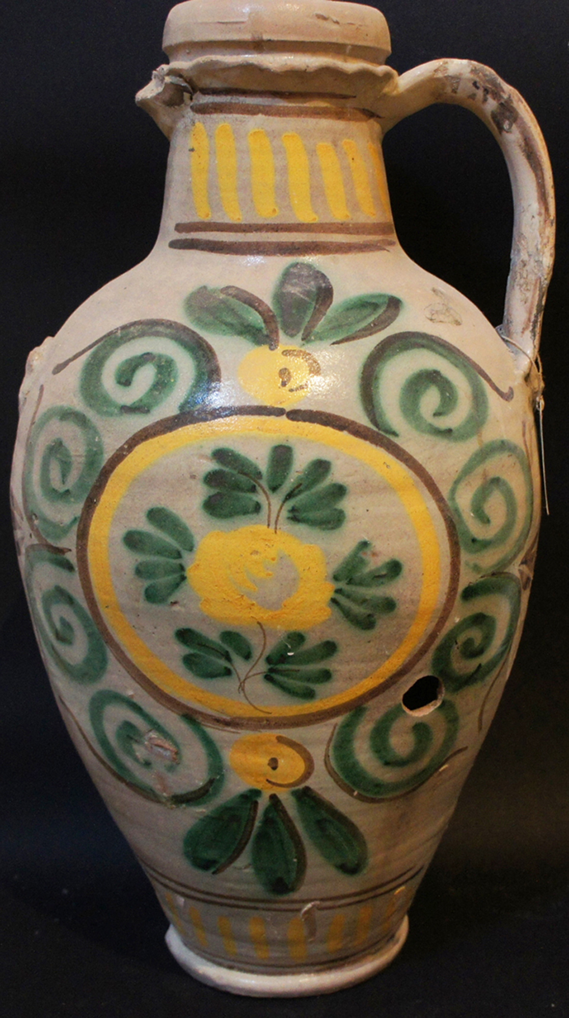 Anfora, ceramica smaltata, fine XIX secolo, Caltagirone, 2020, fotografia digitale