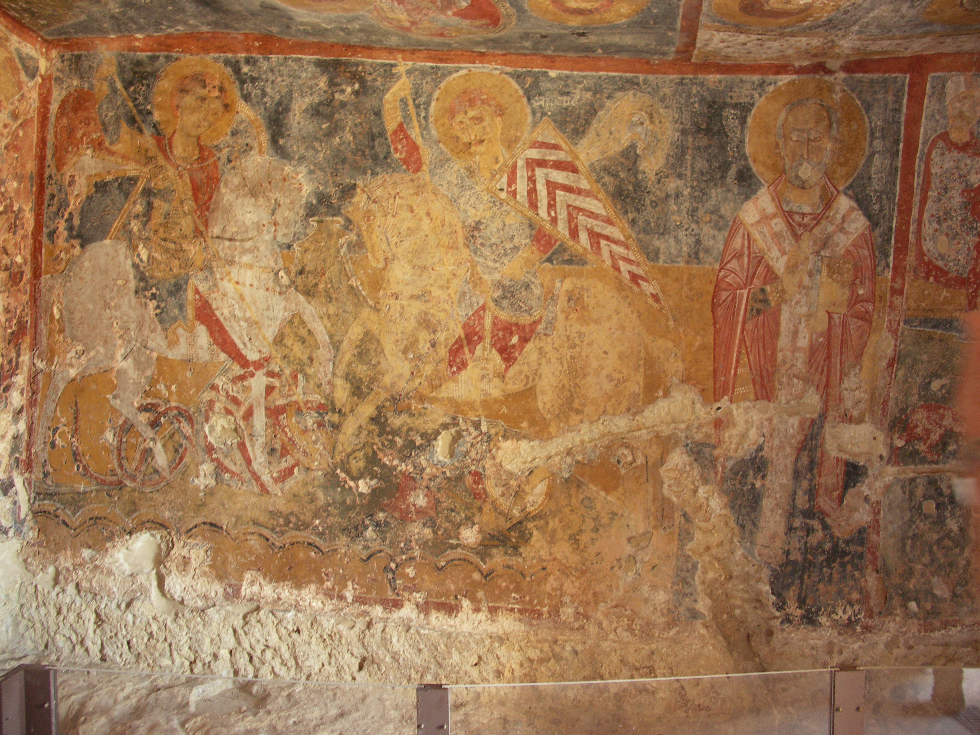 Vincimanno Capograssi, Chiesa rupestre di San Biagio (Brindisi); affresco con Santi guerrieri (anno 1197), 2010, fotografia digitale