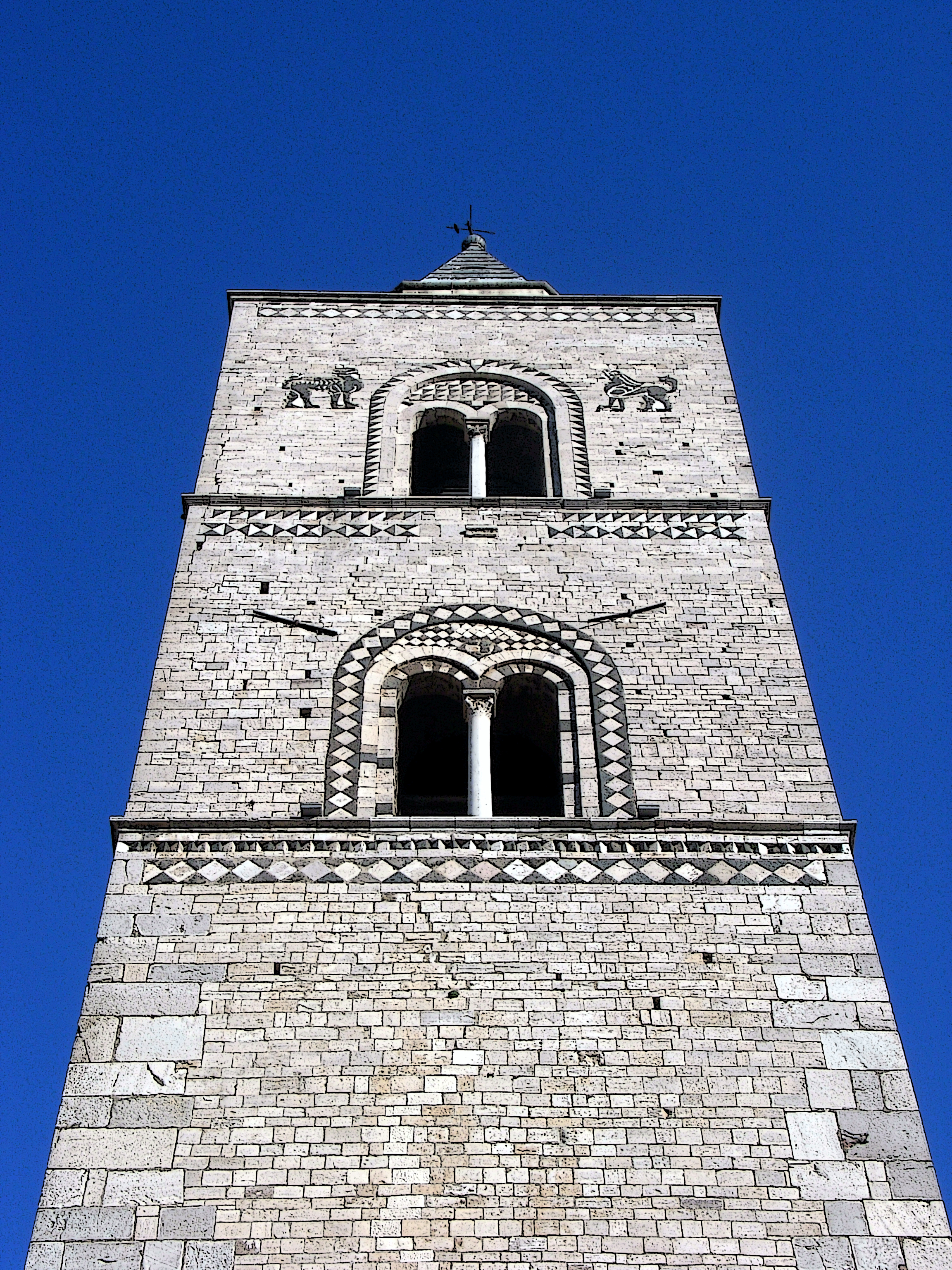 hillman54, Campanile della Cattedrale di Melfi (Basilicata), 2011, fotografia digitale