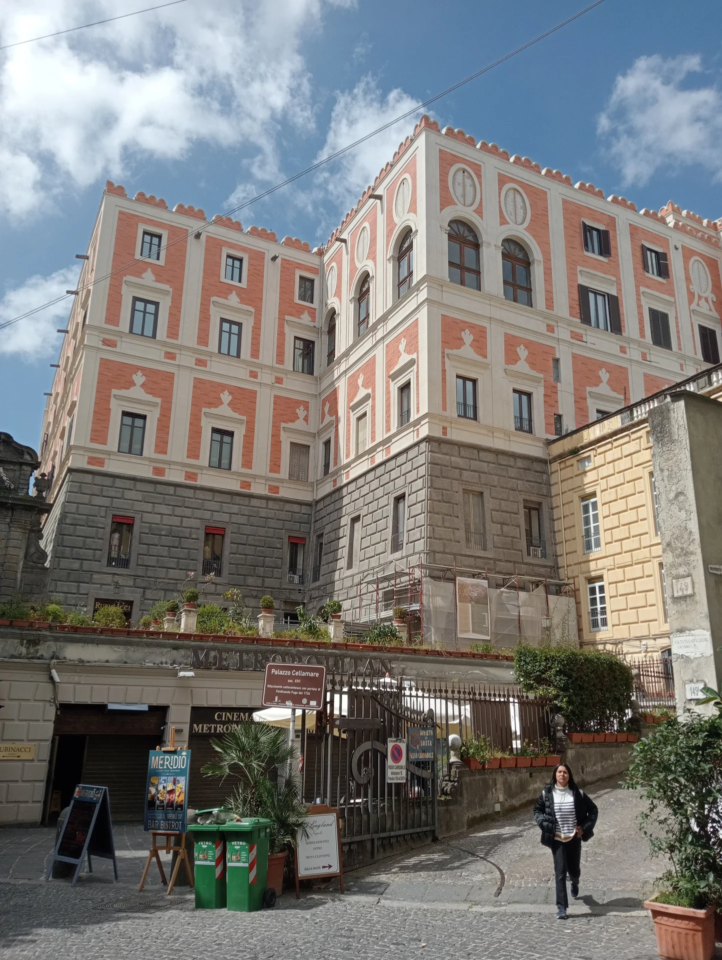 Deca16894, Palazzo Cellammare, 2023, fotografia digitale