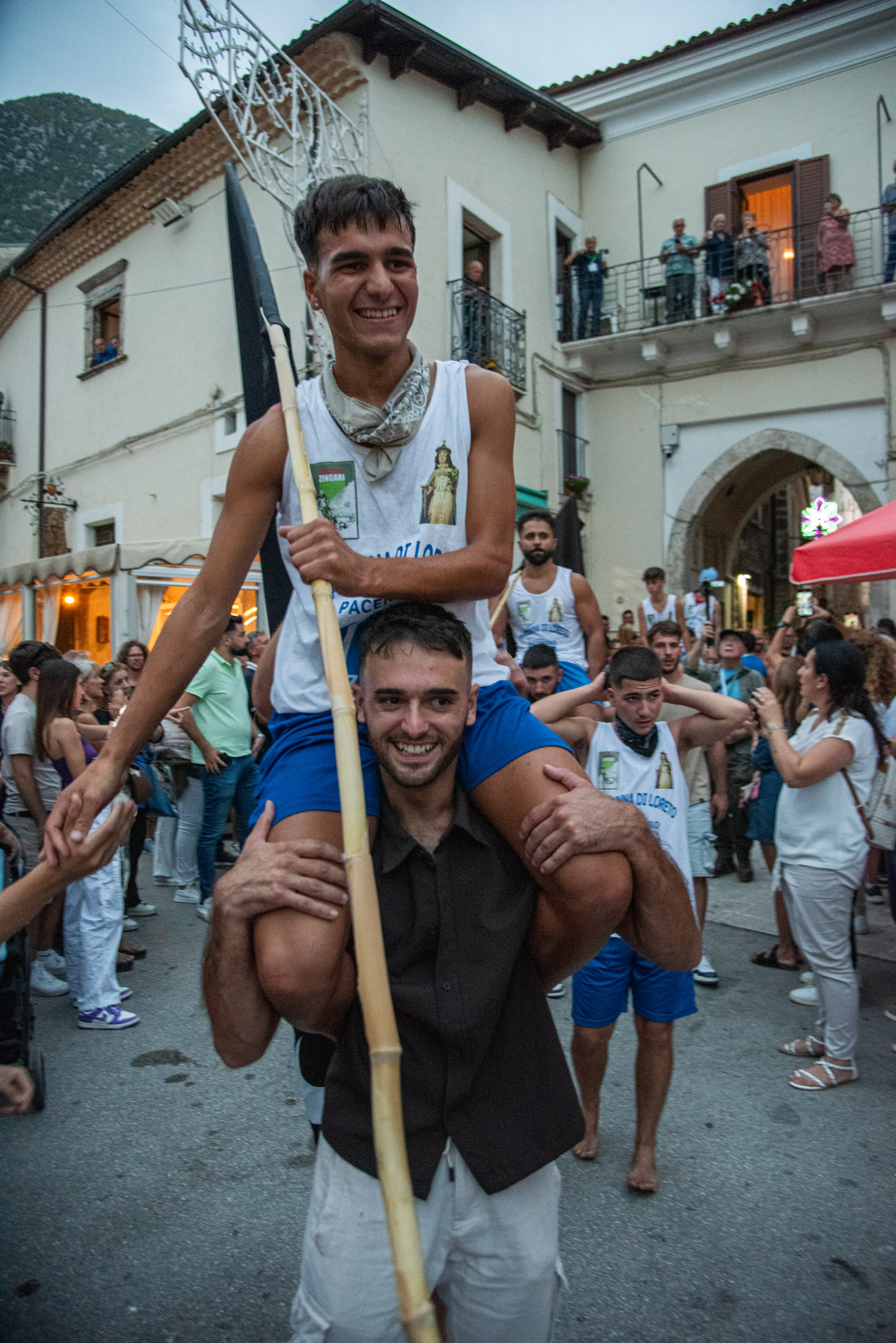 Roberto Monasterio, Pacentro – Corteo degli Zingari vincitori, 2024, fotografia digitale
