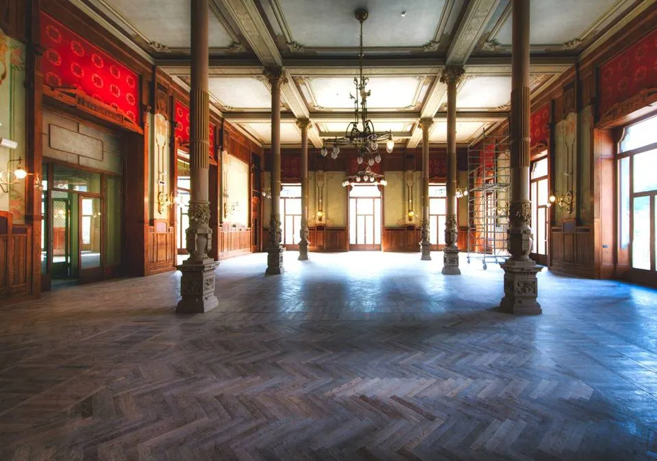 San Pellegrino: rinasce la fabbrica dei sogni del Grand Hotel - gli interni (restaurati) del Grand Hotel